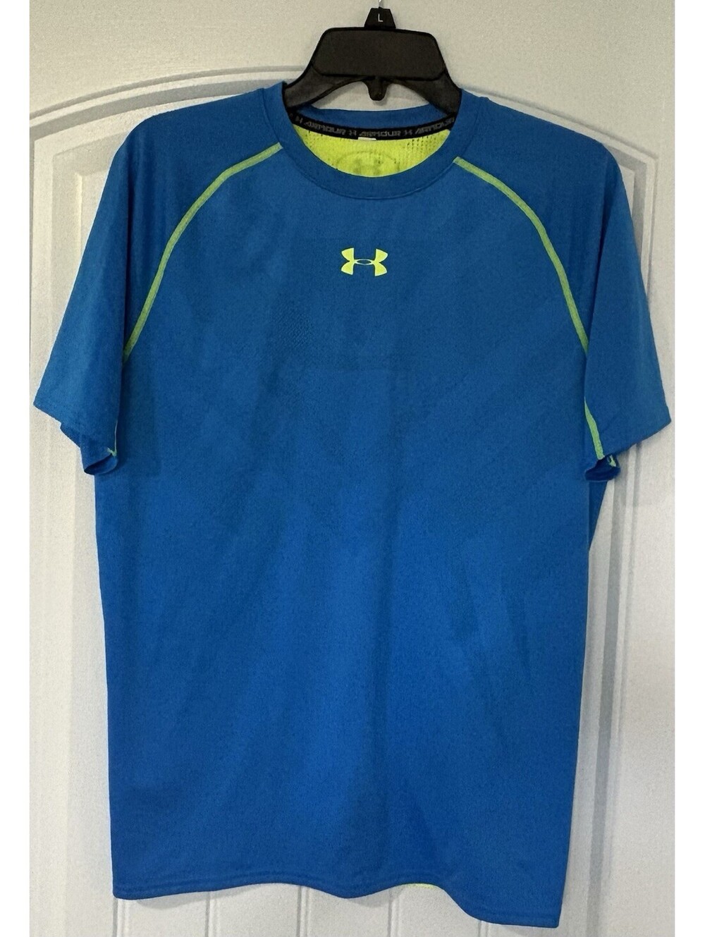 Under Armour Shirt Men’s Green Neon Blue Gym Comfort Outdoors